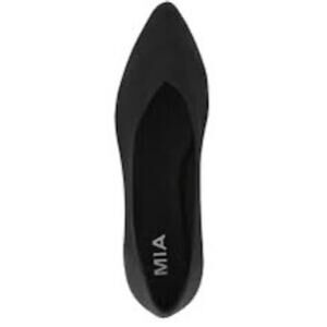 5/$50Mia womans Kerri pointed toe stretch material flats in black size 8M